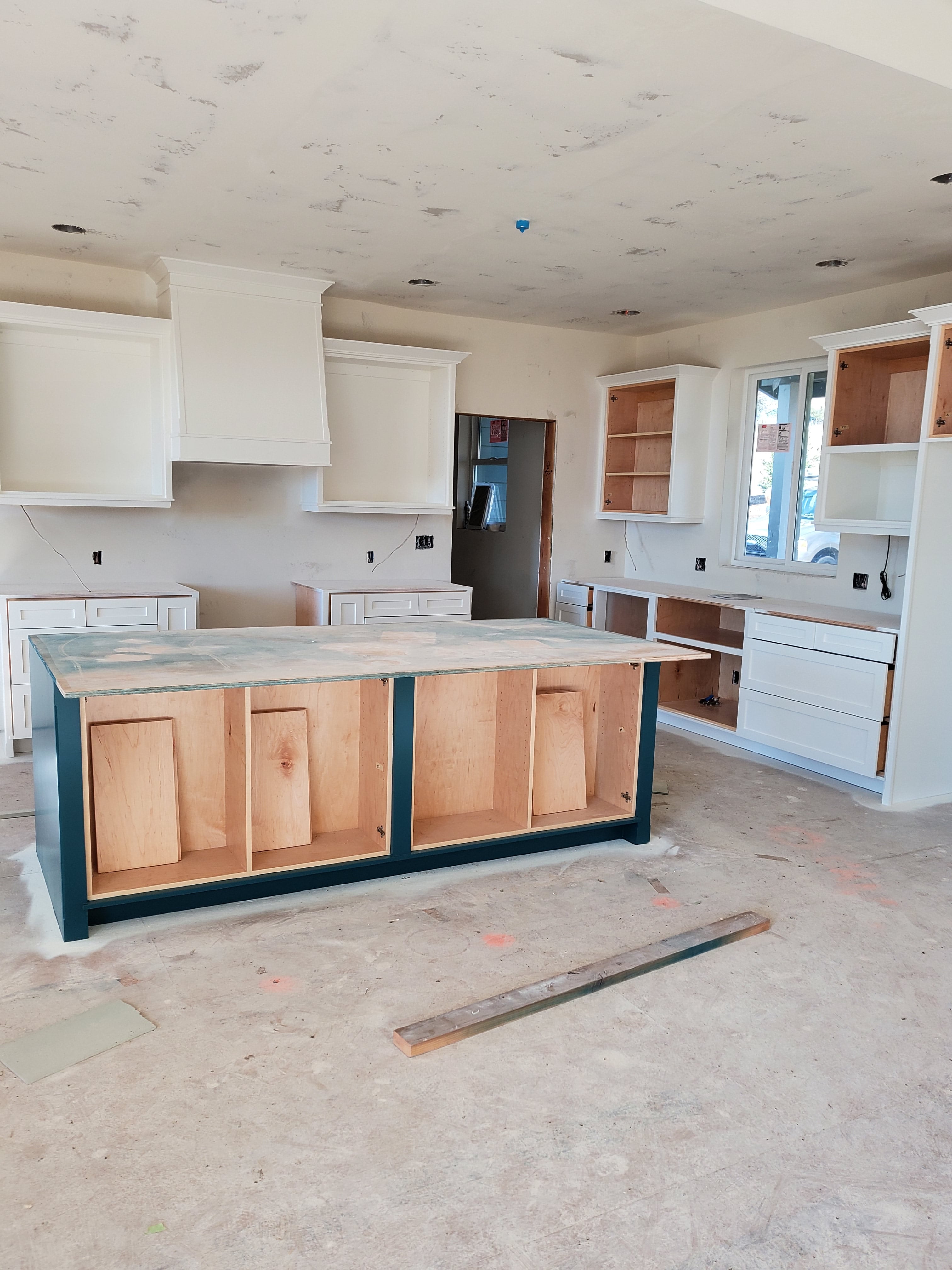 painted white kitchen